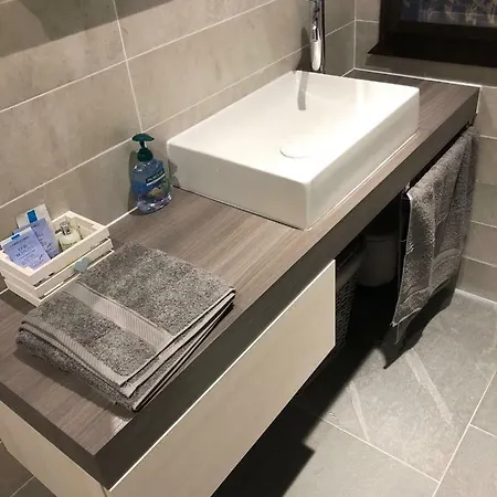 Venetian Aesthetic Apartment *